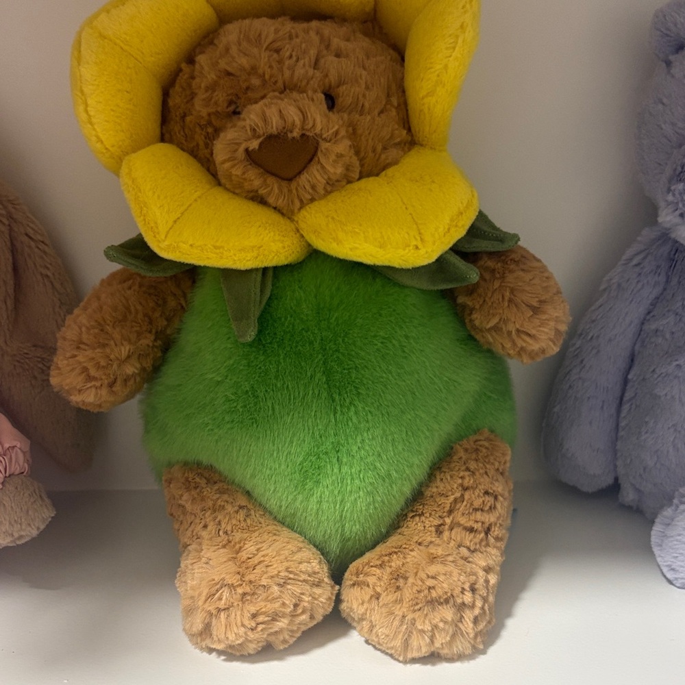 Jellycat Bartholomew Daffodil outfit. NWT!